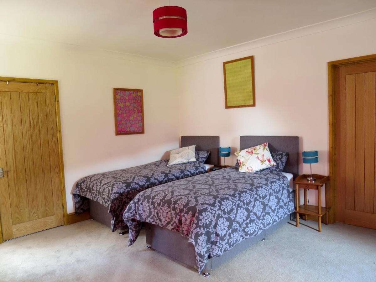 Hill View Bed & Breakfast Binegar Bagian luar foto